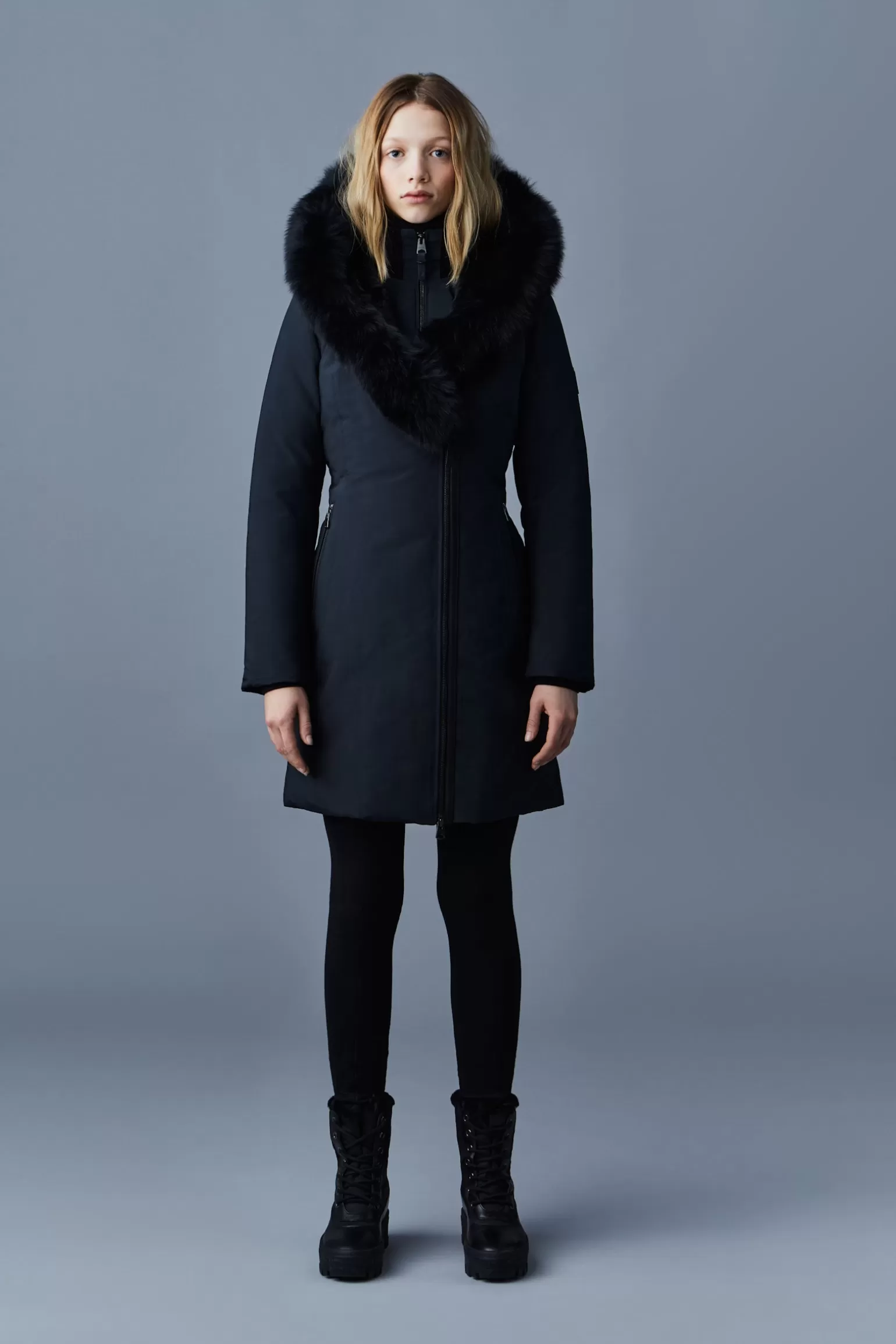 Mackage TRISH Powder Touch down coat with blue fox fur Signature Collar Black Hot